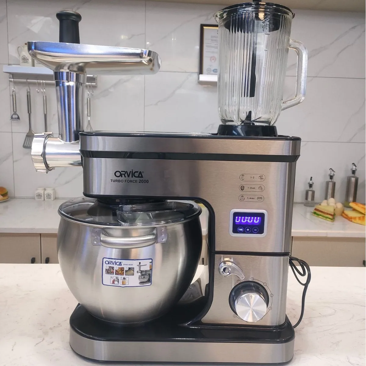 Multi functional chef machine, blender, juice and minced meat three in one, and noodle juice and meat grinder