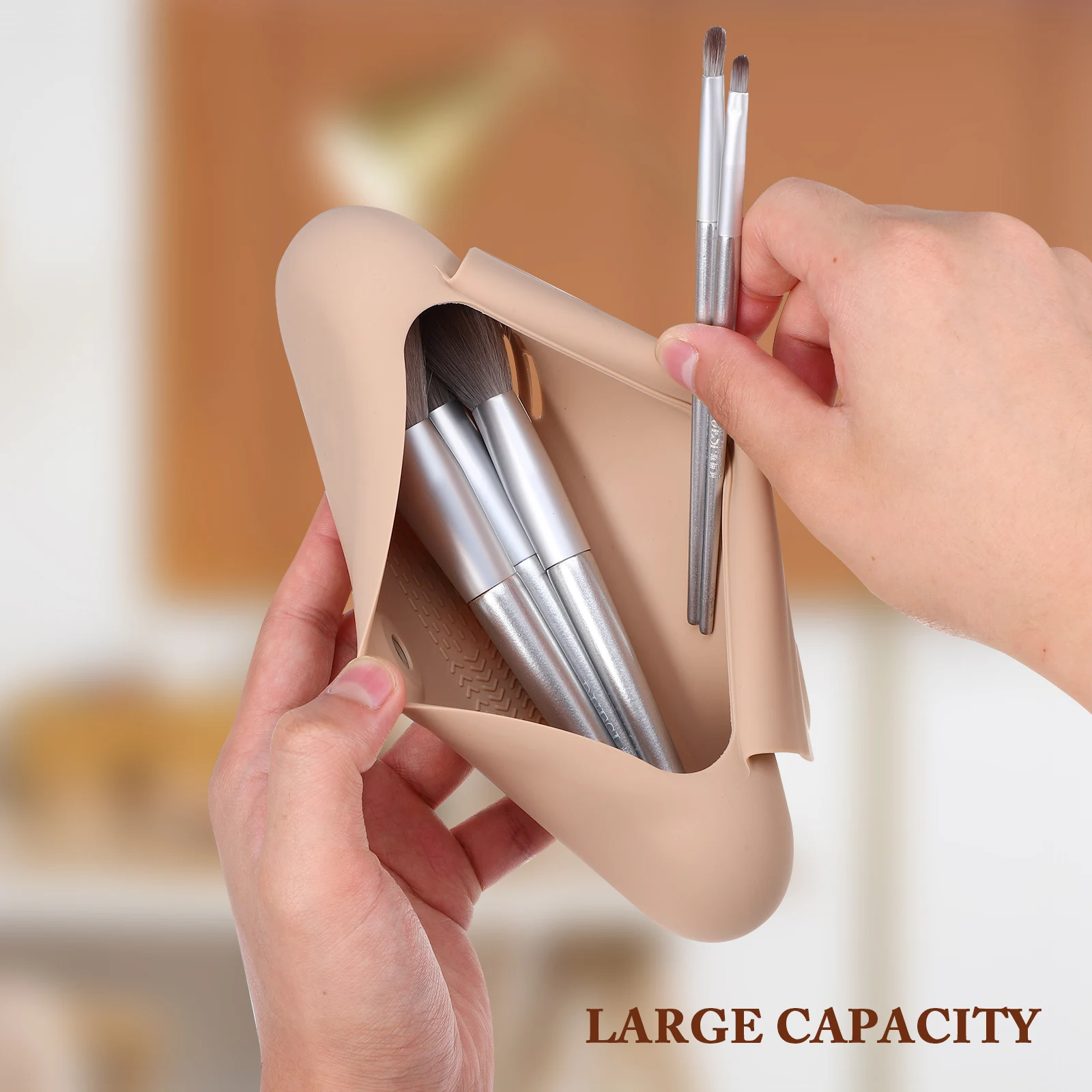 

Silicone Makeup Brush Holder Box Deep Khaki Portable Travel Case Large Capacity Storage for Brushes Eyeliner Pencil
