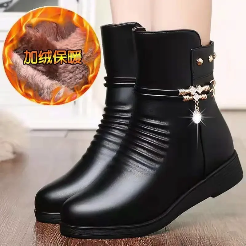 Comemore Padded Flat Ladies Leather Shoe Warm Elderly Women\'s Shoes Soft Bottom Short Boot 2024 Women Autumn Winter Cotton Boots