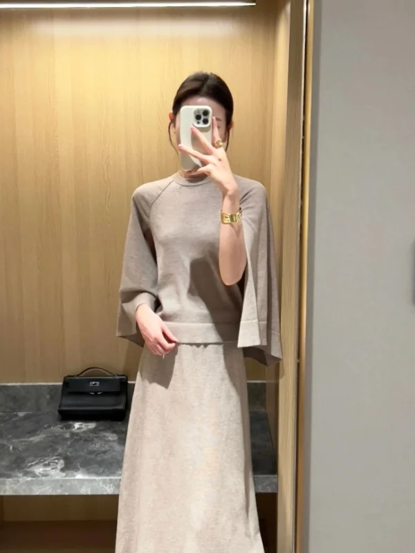 

Elegant Knitted Cowl Neck Top And Skirt Set Vintage Fashion Spring 2026 Comfortable High Waist Long Sleeve round Neck Two Pie...