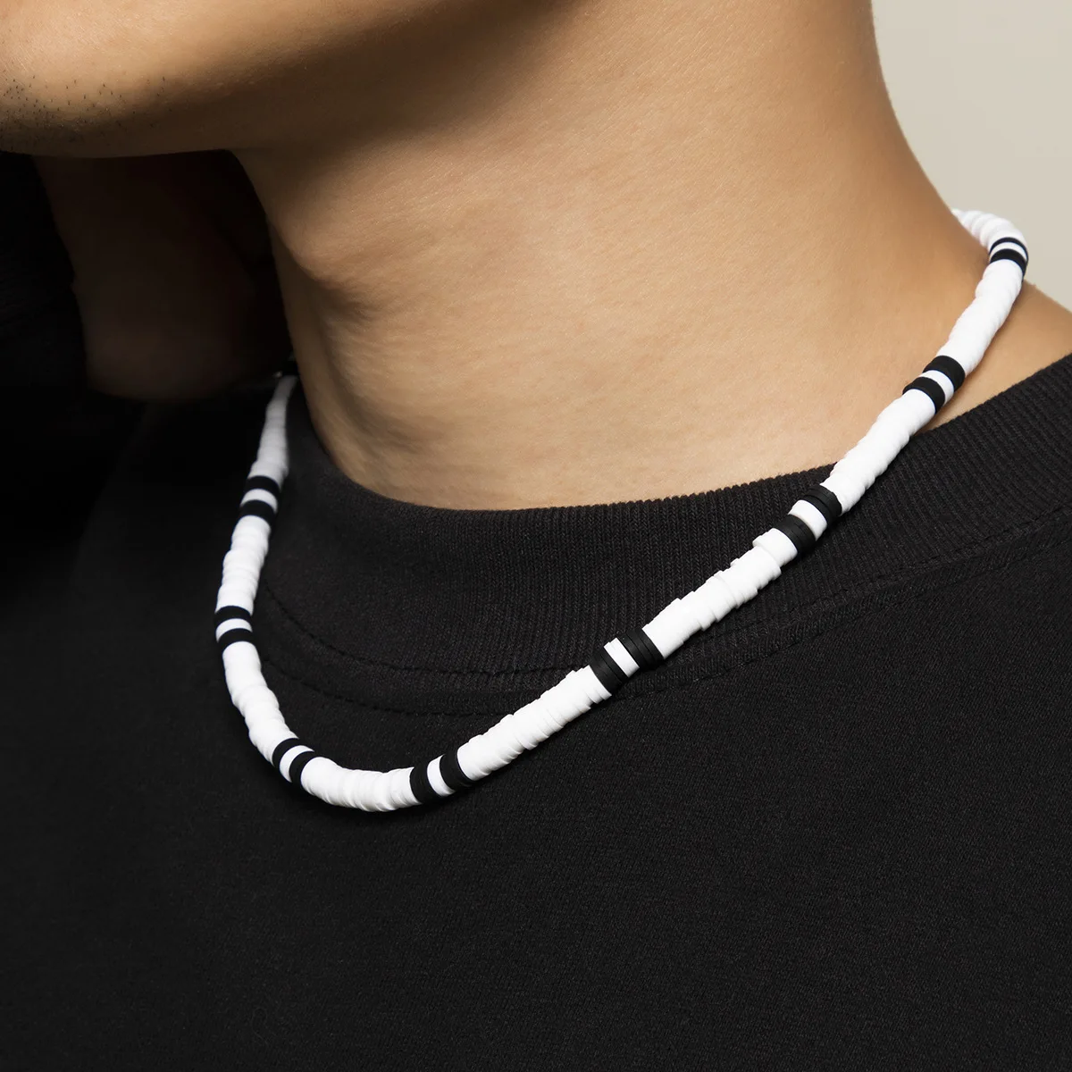 New Summer White Black Color Soft Clay Beads Choker Necklaces for Women Men Simple Minimalist Collar Necklaces Jewelry Gifts