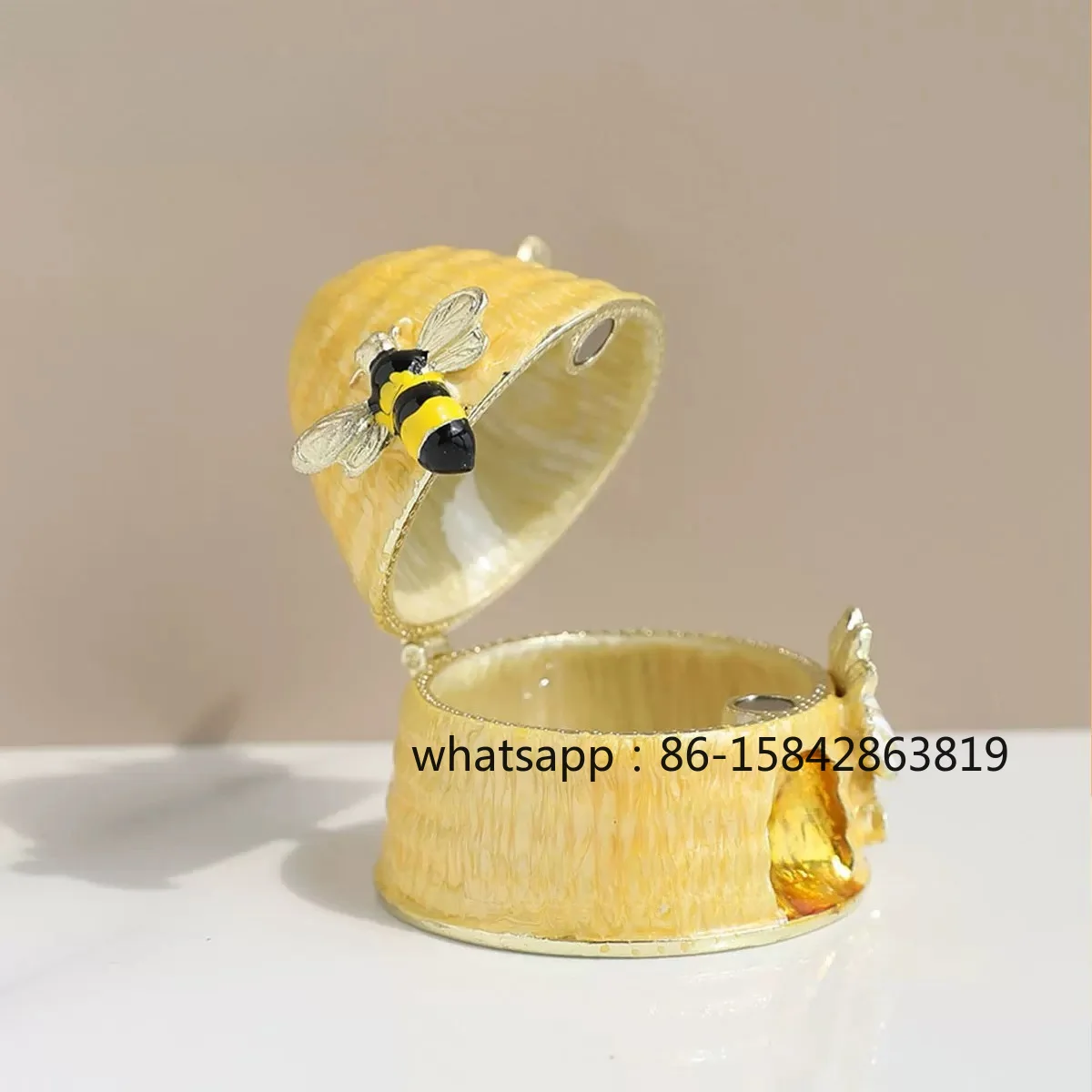 Honey Jar Small Daisy Enamel Jewelry Box, Ring Necklace Jewelry Box