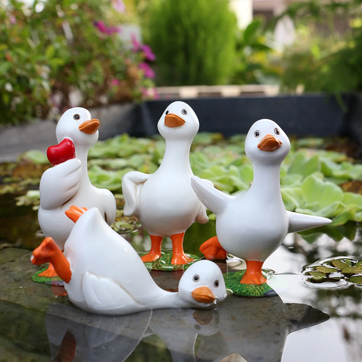 Four Ducklings Resin Ornament Creative Micro Landscape Flower Pot Decorative Ornament Fairy Garden Ornament for Yard