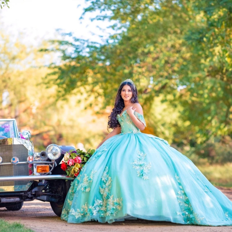 Vestidos de quinceañera de color claro personalizados con hombros descubiertos, apliques de lentejuelas, flor 3D, cola larga, lazo de tul, 15 quinceañera