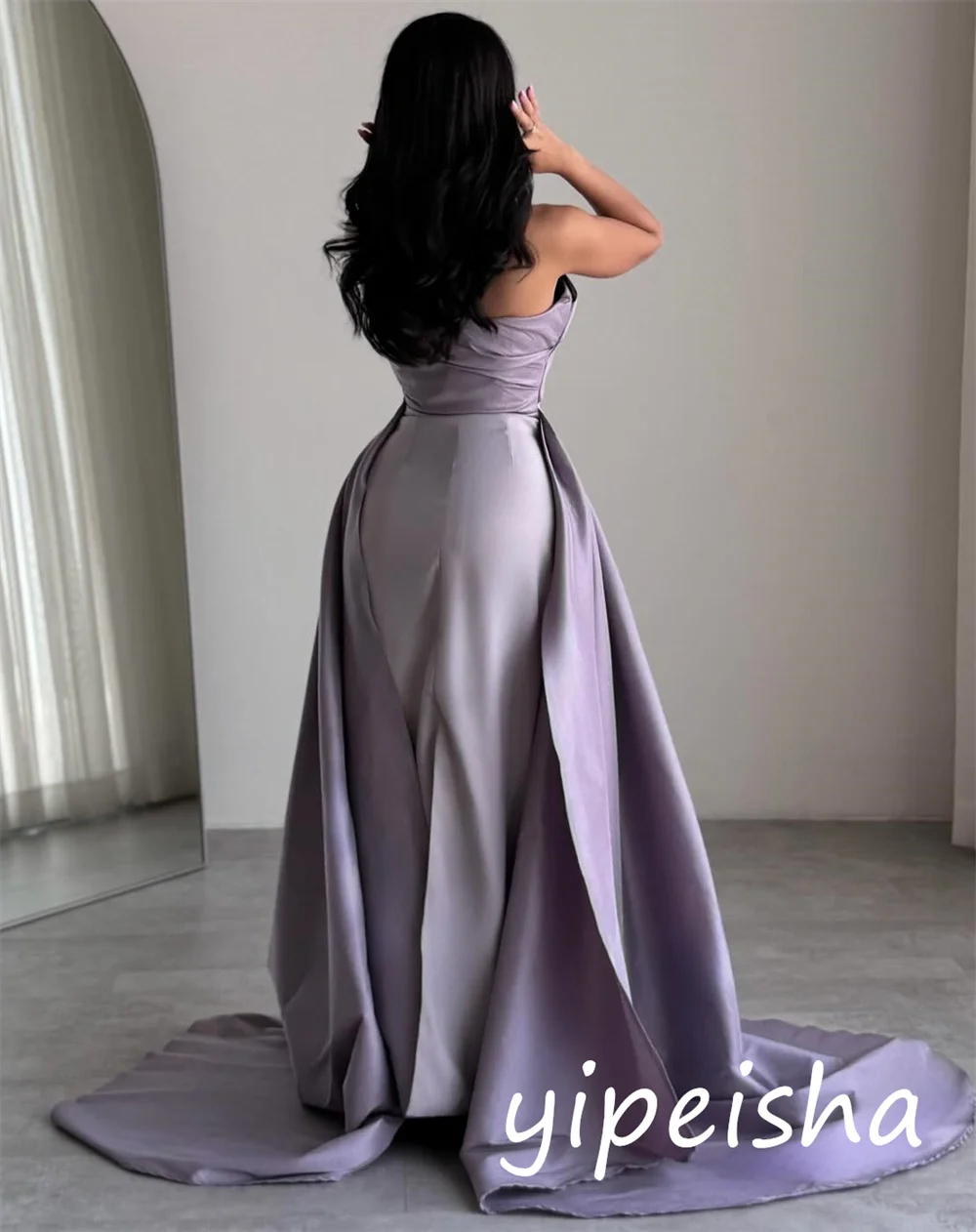 Personnalisé décontracté Simple Jersey plissé a-ligne licou longues robes sur mesure Occasion complexe correspondant