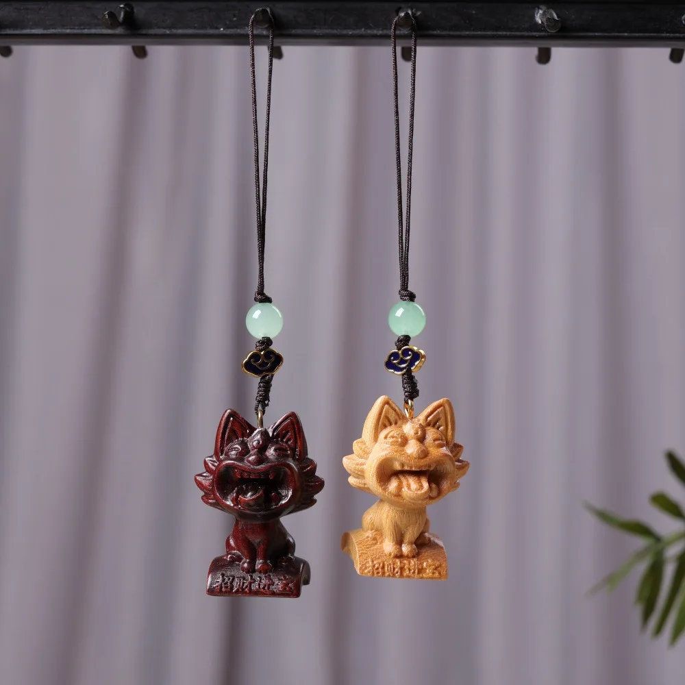 Golden Sandalwood Carved Wa Cat Spirit Beast Figurine Tourist Souvenir Cute Kitten Desktop Ornament Wenwan Hand Play Craft Gift