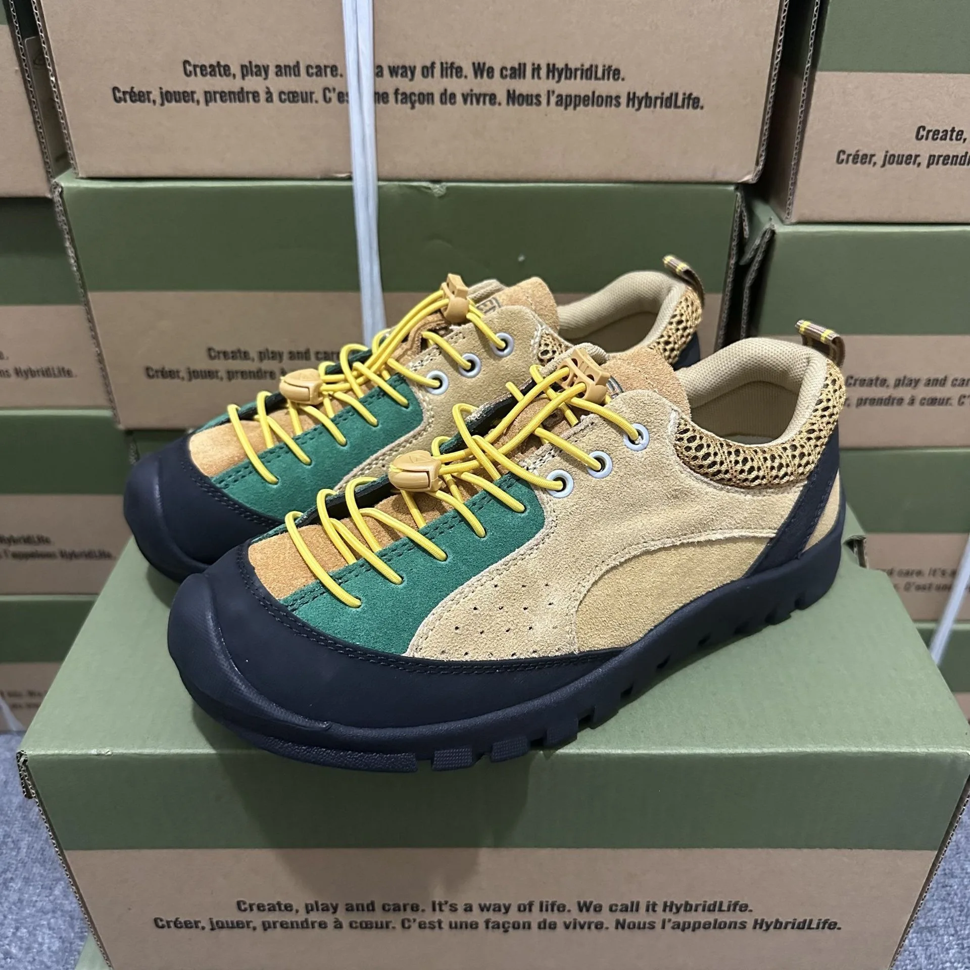 

2026 New Ken Mens Womens Hiking Shoes Anti Slip Durable Outdoor Camping Casual Walking Sneakers Couple