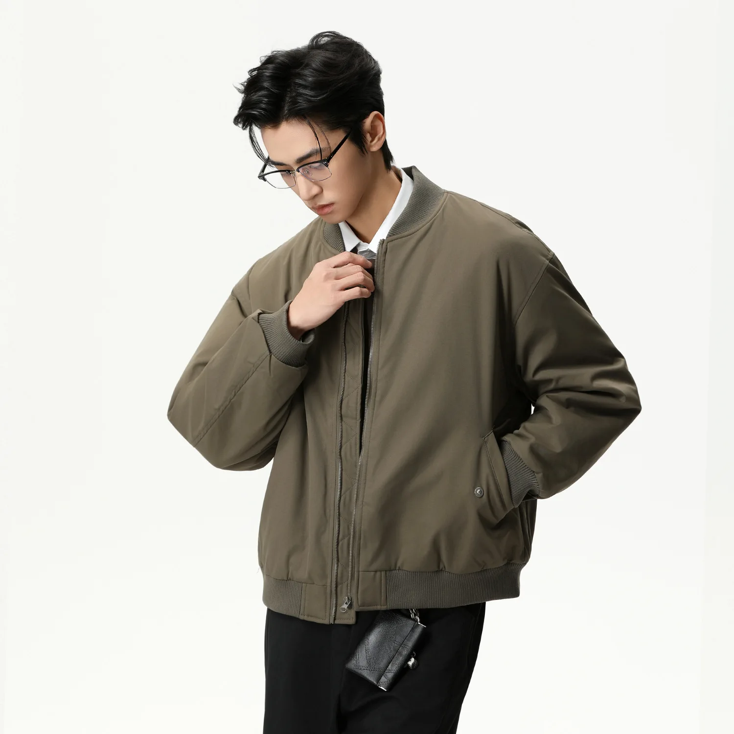 

Осень-зима, мужская простая свободная однотонная универсальная летная куртка, спортивная одежда на открытом воздухе, короткие бейсбольные повседневные куртки с хлопковой подкладкой