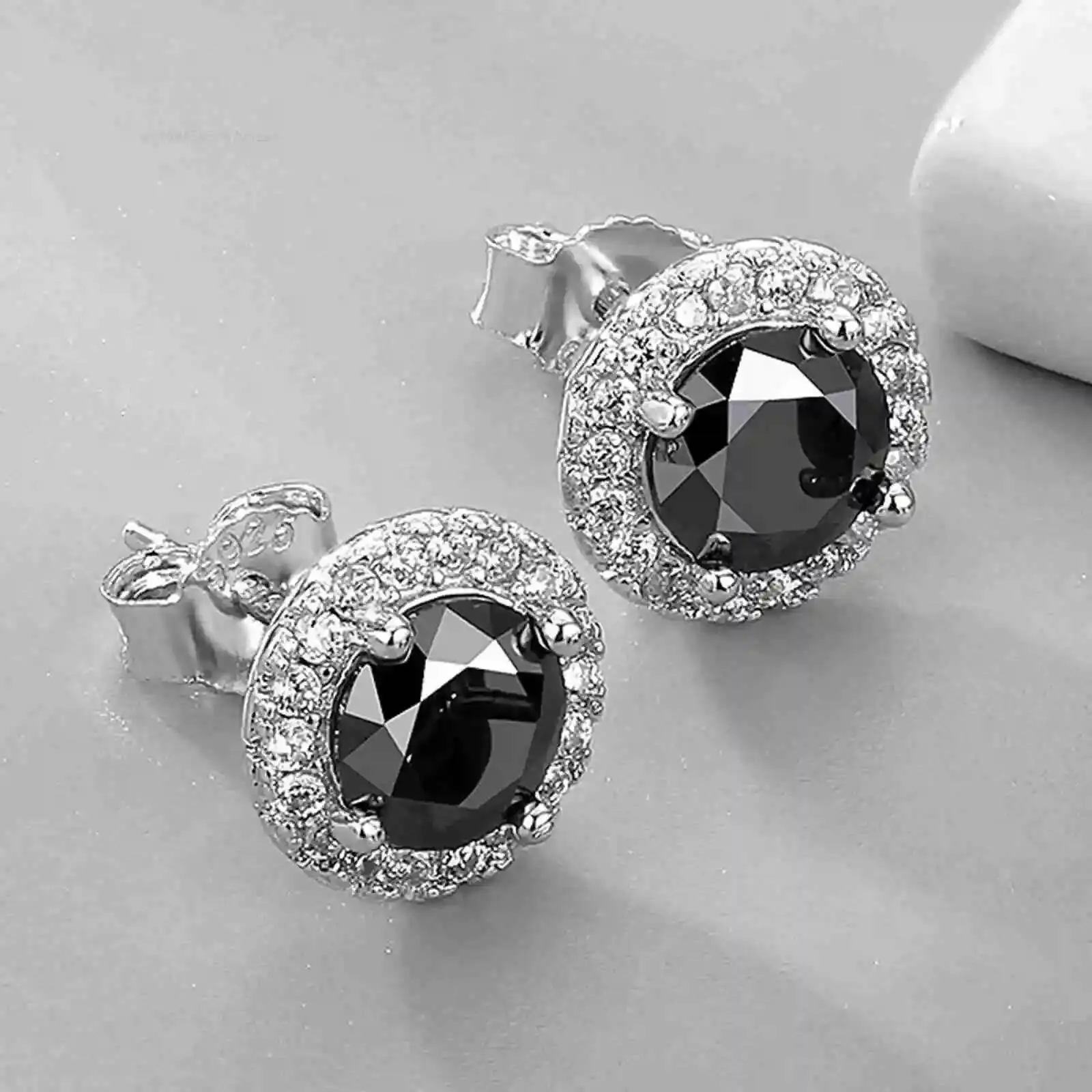 boucles-d'oreilles-en-moissanite-noire-1ct-2-carats-pour-homme-et-femme-bijoux-en-argent-sterling-925-plaque-or-blanc-boucles-d'oreilles-a-halo-de-diamants-vvs-pour-homme
