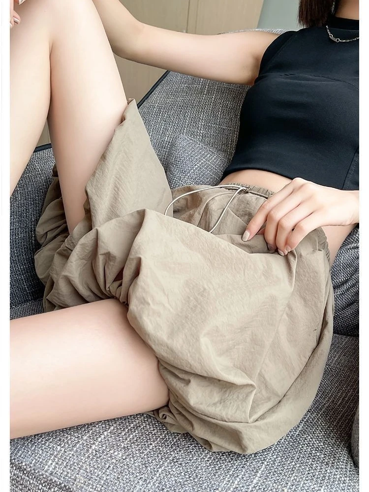 Summer Fluffy Lantern Shorts Y2k Women Fashion Elastic High Waist Streetwear Pocket A-line Student Shorts Sweatpants Design New