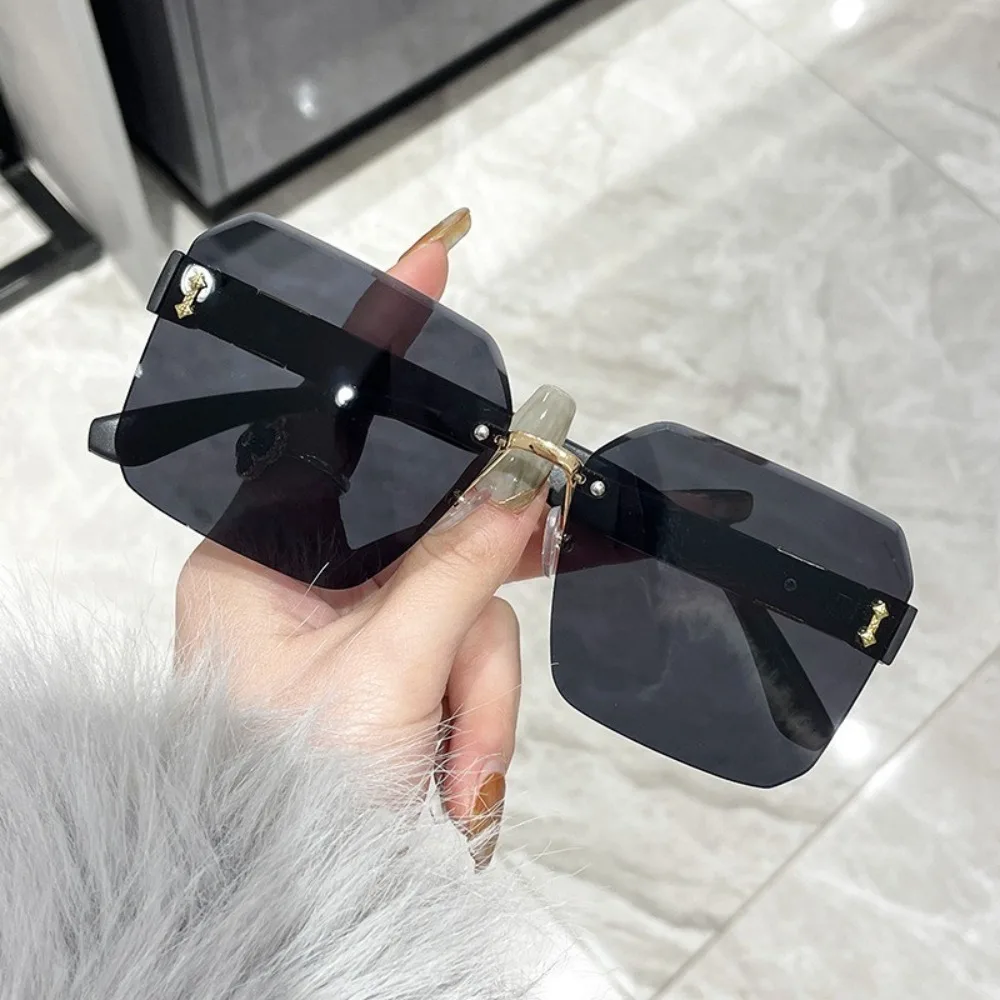 

Квадратные солнцезащитные очки градиентного цвета с защитой от УФ-лучей в стиле ретро для женщин