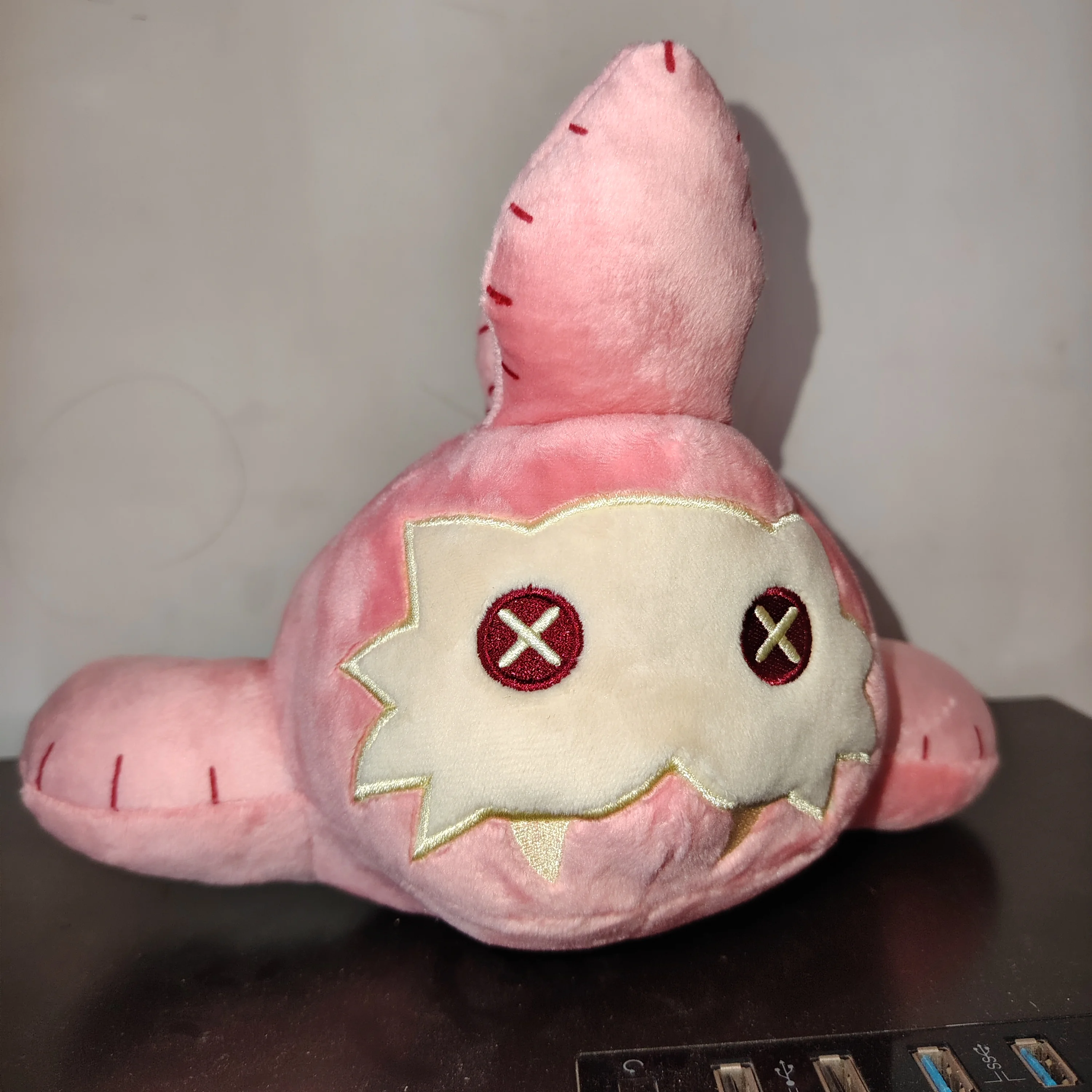 Discounted super soft and cute pink walrus plush doll to give as a souvenir to friends