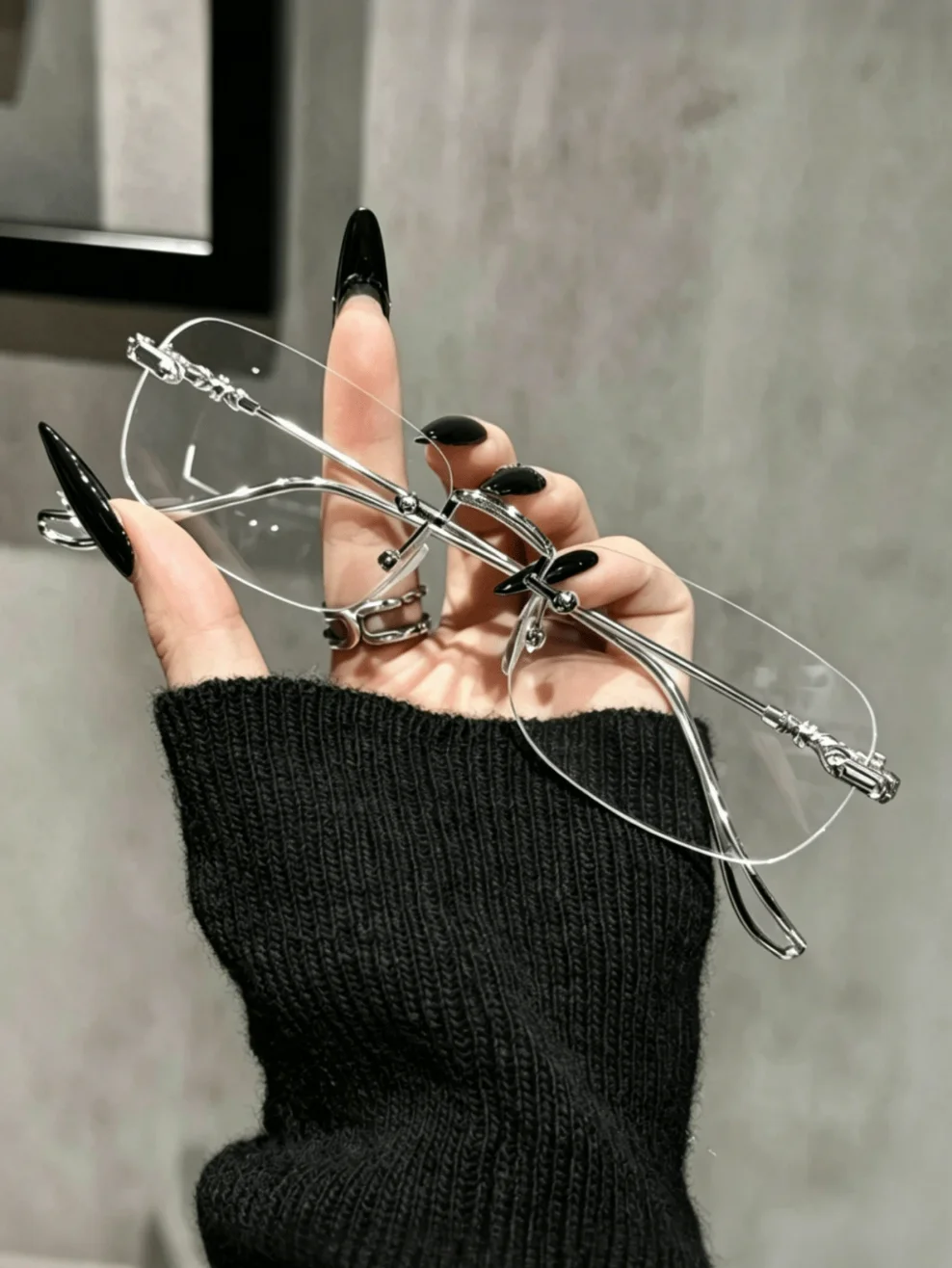 1 Pair of Women's Copper Frame Rimless Transparent Glasses, Suitable for Back to School, Daily Use, Office Work, Reading, Watching Tv, and Playing Games