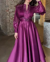 Elegant Purple Satin Saudi Arabia Dresses A-Line V-Neck Beaded Pleated Evening Gowns Formal Evening Party Prom Dresses