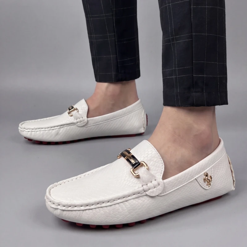Modische Designer-Leder-Loafer für Herren, bequeme Slipper, leichte, rutschfeste Freizeitschuhe für Herren, flache Herrenschuhe. – Detail 14