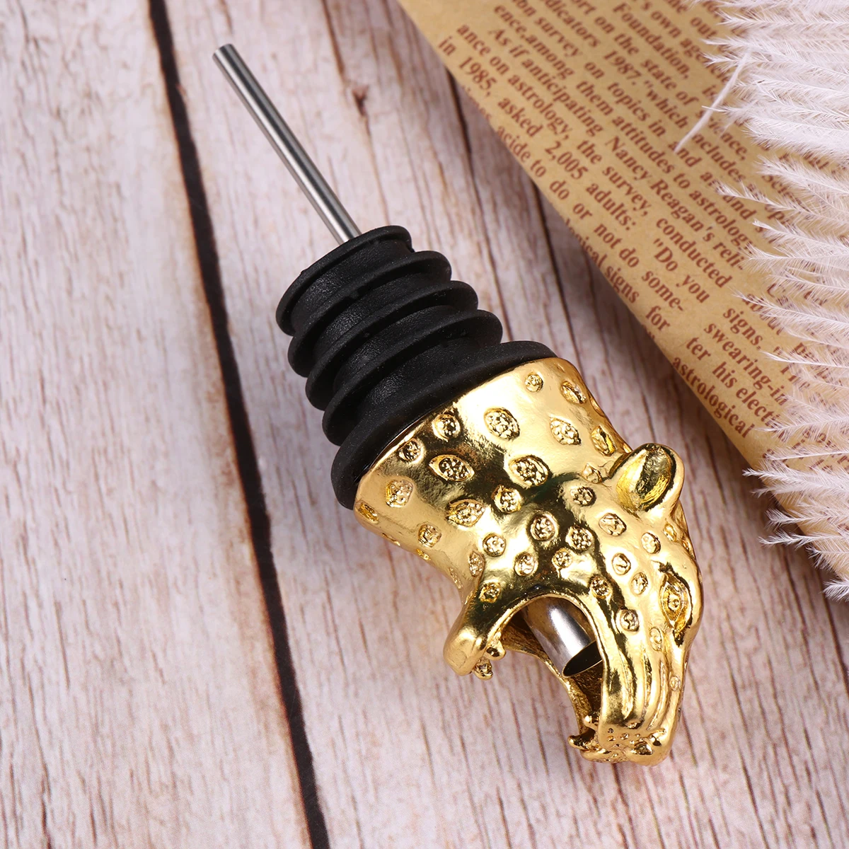 

Pourer Leopard Head Shaped Bottle Cap Safe Lightweight Party Fun Creative Pattern Alcohol Accessories Stopper