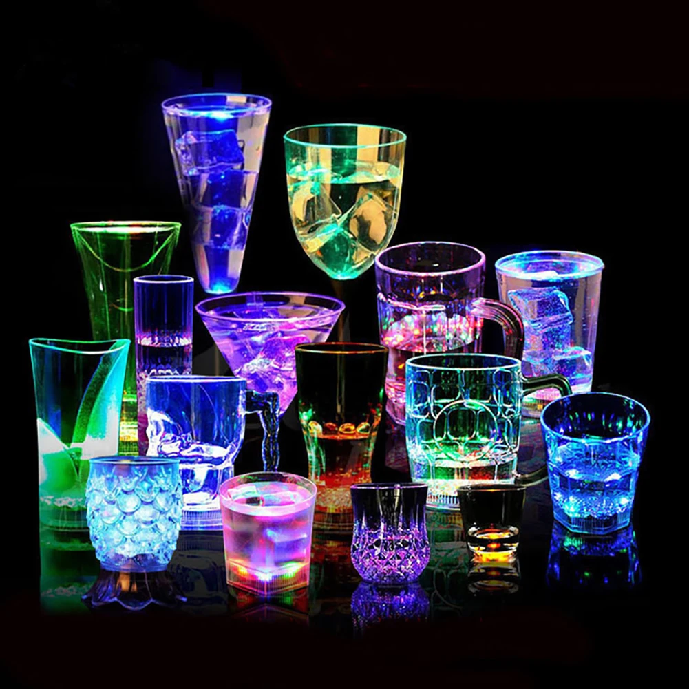 New Flashing Cup Wine Beer Whisky Mug Water Beverage Drinking Glass LED Automatic Glowing Cup Party Decorative Supplies