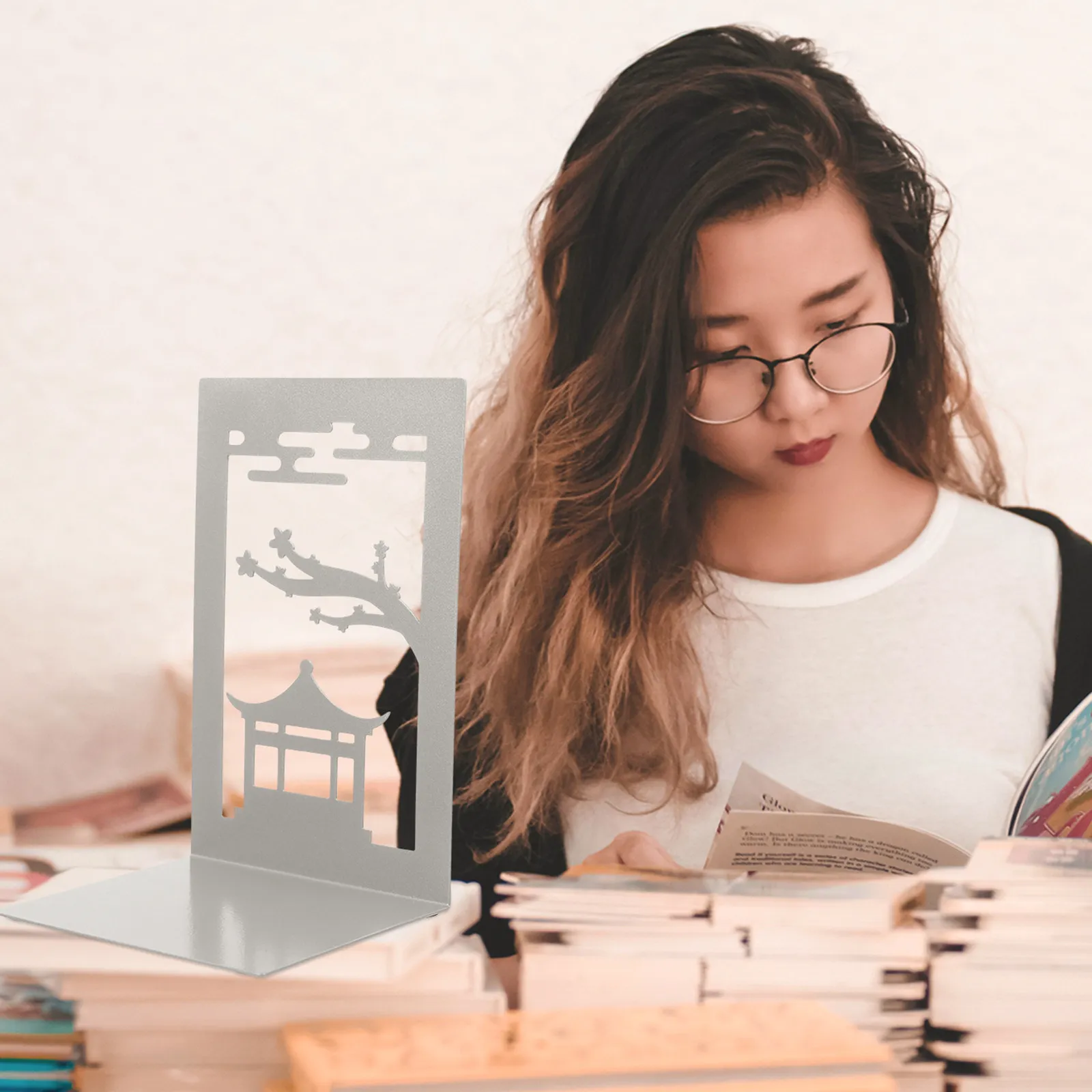 

2Pcs Exquisite Metal Book Ends Multi Function Desktop Book Holder for Home Office Library Classroom Tidy Bookshelf Organizer