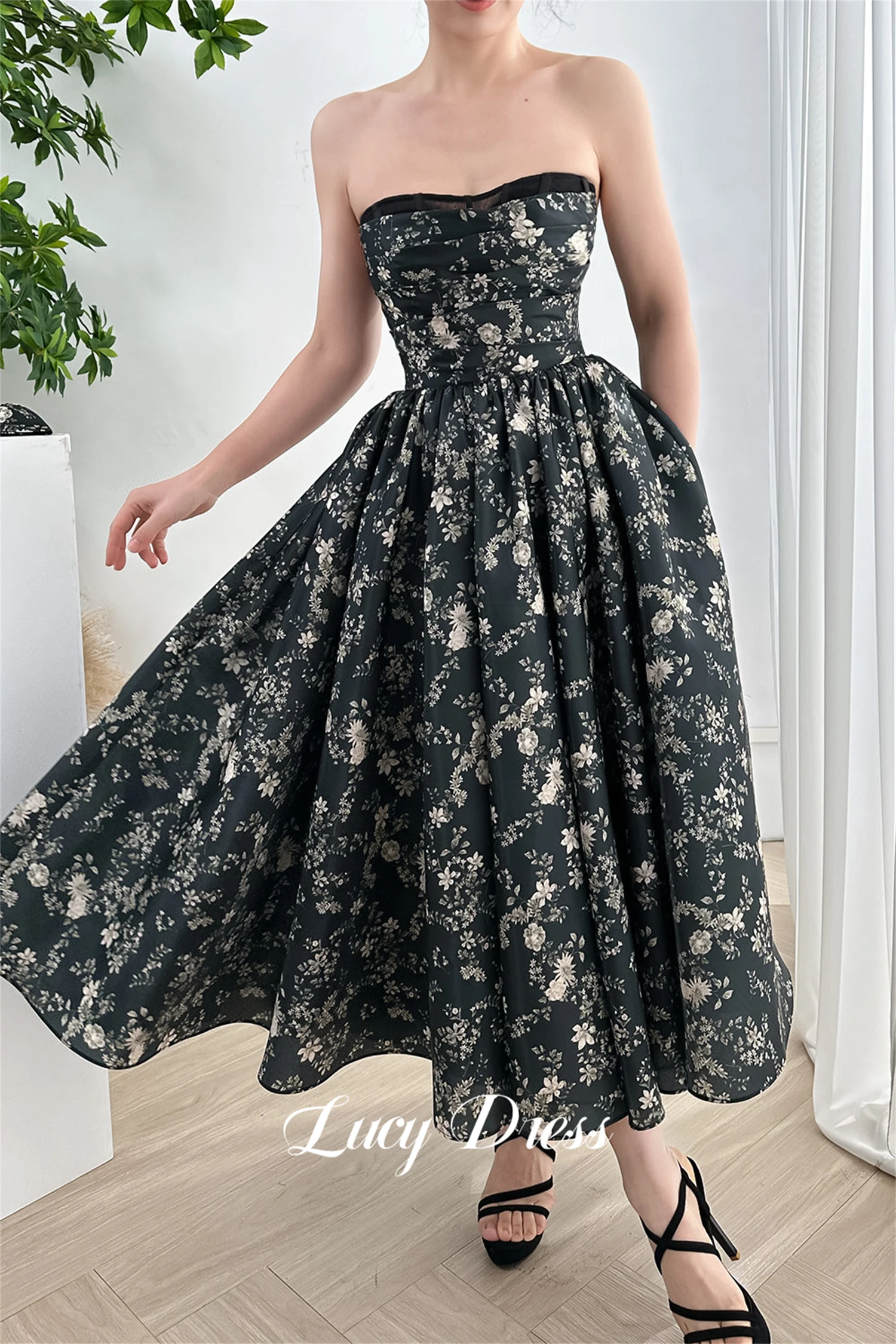 

Lucy Woman Party Dress Graduation Gown Line A Pattern Fabric Evening Strapless Formal Occasion Dresses for Special Occasions