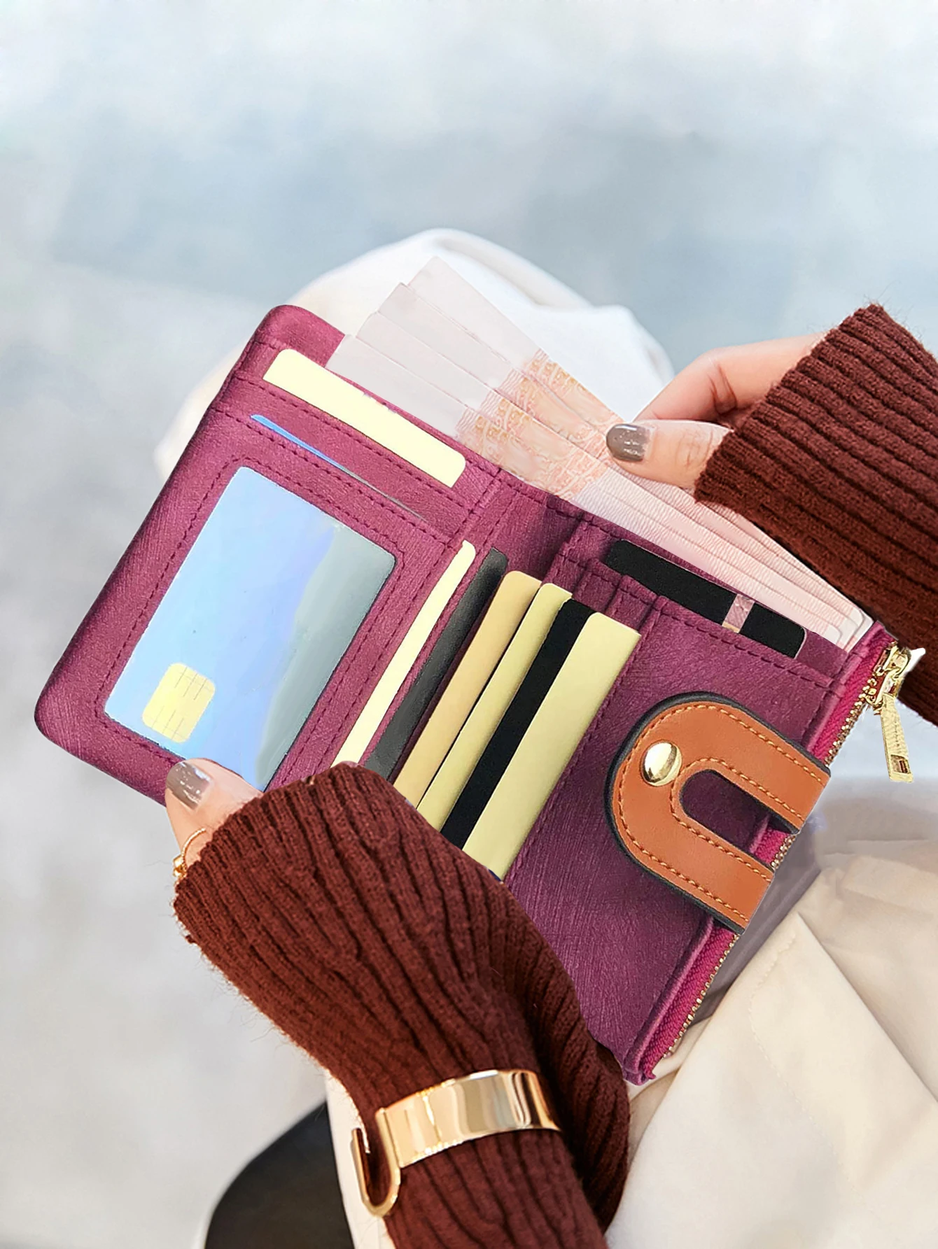 Fashion Women's Wallet High Quality PULeather Short Double Fold Wallet Color Contrast Large Capacity Women's Credit Card Bag