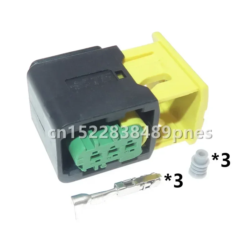 3 Pole 1.5 Series 3-1418448-1 High Temperature Resistance New Energy Green Wiring Harness Connector For Car