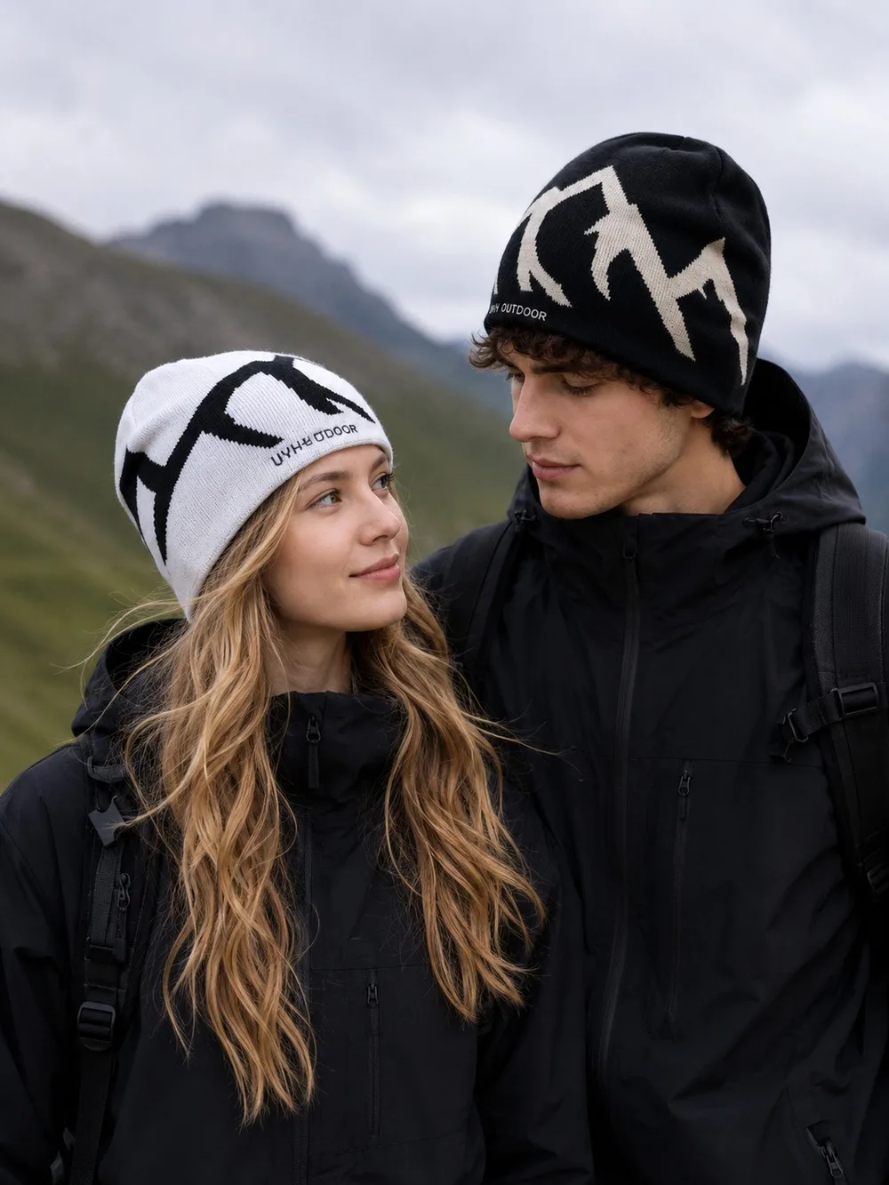 Mountain Pattern Winter Beanie Hat for Men Women Warm Knitted Skull Cap Outdoor Hiking Skiing Stretchy Unisex Couple Hat