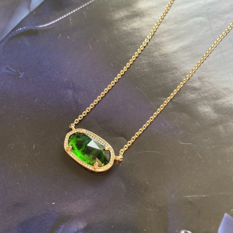 YEEVAA Geometric Grass Green Glass Gemstone Pendant Necklace for Women, Fashion Jewelry, Unique Gifts