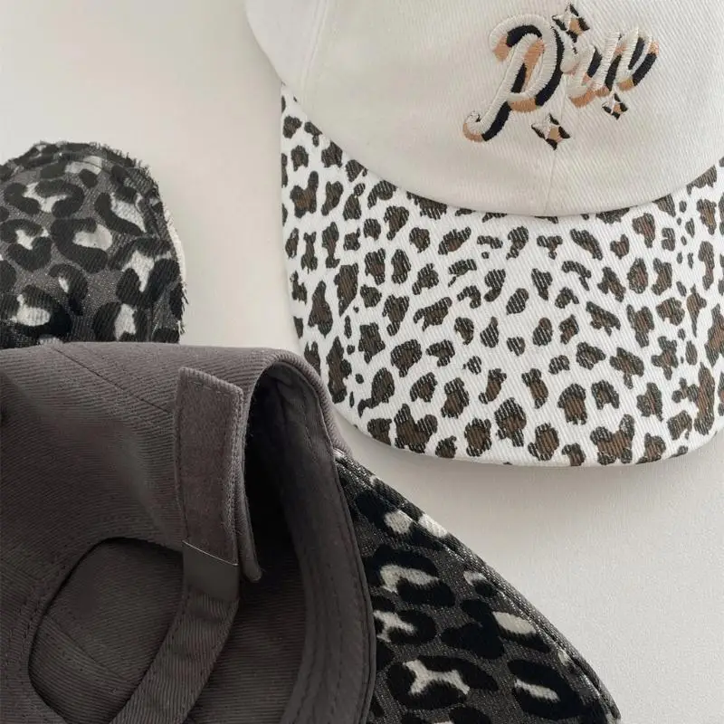 

L5YA 2000s Leopard Pattern Dog Ear Sun Caps with Adjustable Strap Breathable Cotton Baseball Hat for Fashion Individuals