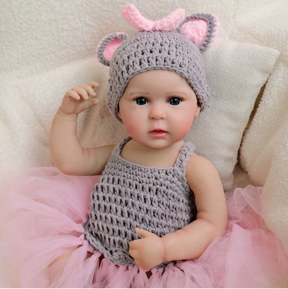 جناح دمية أطفال حديثي الولادة مقاس 19 بوصة - مصنوع يدويًا من الفينيل الواقعي، هدية لحديثي الولادة لعشاق الفن والدمى