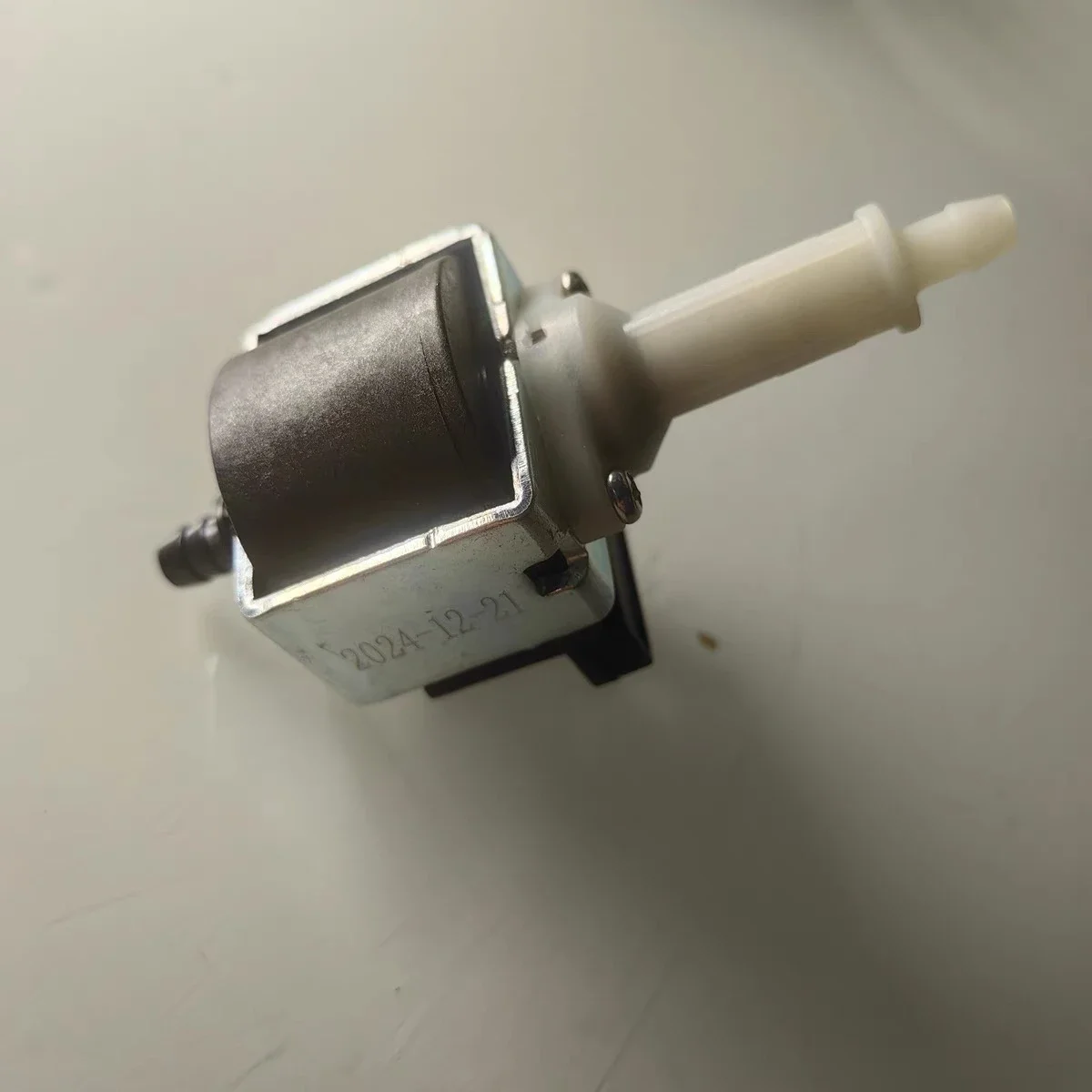 مضخة كهرومغناطيسية للمكنسة الكهربائية ميديا W11 ممسحة مكنسة SPS-32-24-1/S DC12V