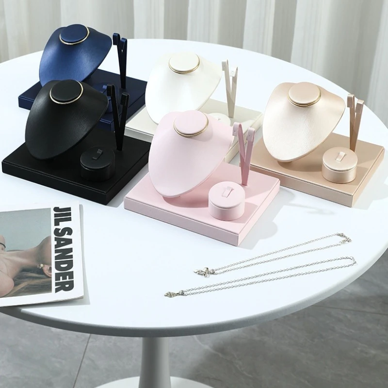 

1 шт. Подставка для украшений в стиле Ins из искусственной кожи, комбинированный набор для демонстрации ожерелий, серег и колец, витринный реквизит для прилавка