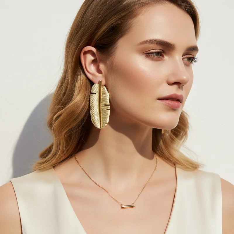 Vintage exaggerated alloy plantain leaf earrings niche design leaf earrings earrings women
