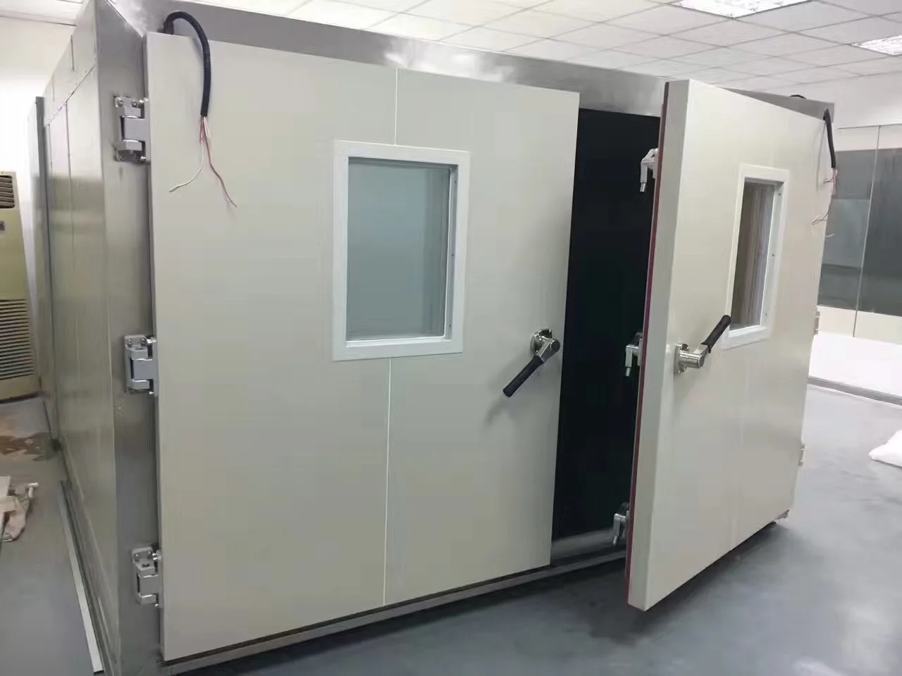 ห้องเย็น Walk in Chiller Freezer Cool Room Chambre Froide สําหรับผักและผลไม้