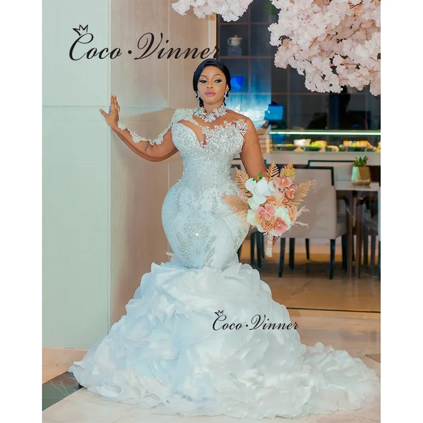 Abiti da sposa a sirena di lusso africani con collo alto personalizzato 2025 Abito da sposa in pizzo con perline staccabile con volant staccabile da donna W1433