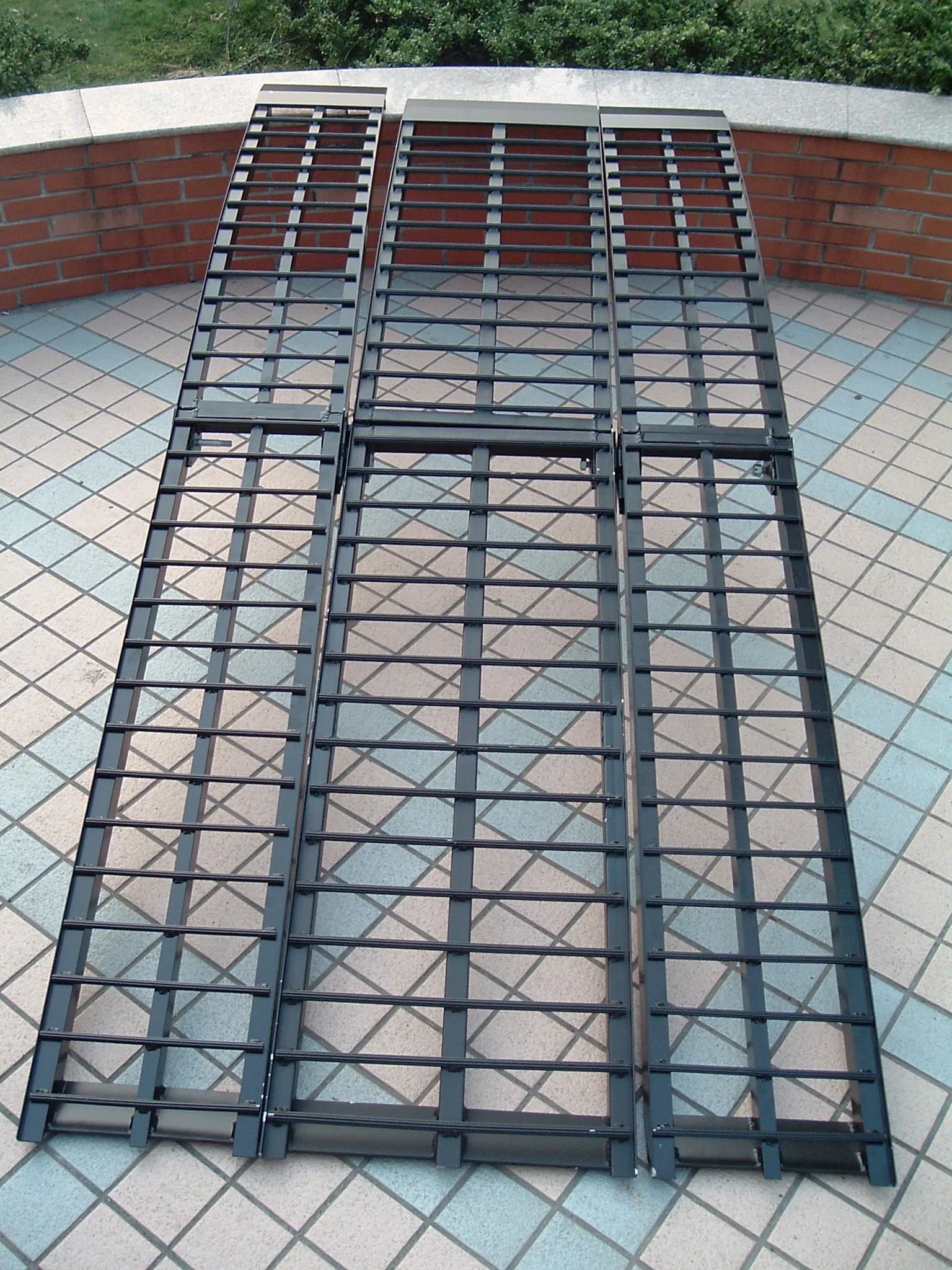 2700LBS Heavy Duty Aluminum Ramp Customized Motorcycle & ATV Ramp view 4