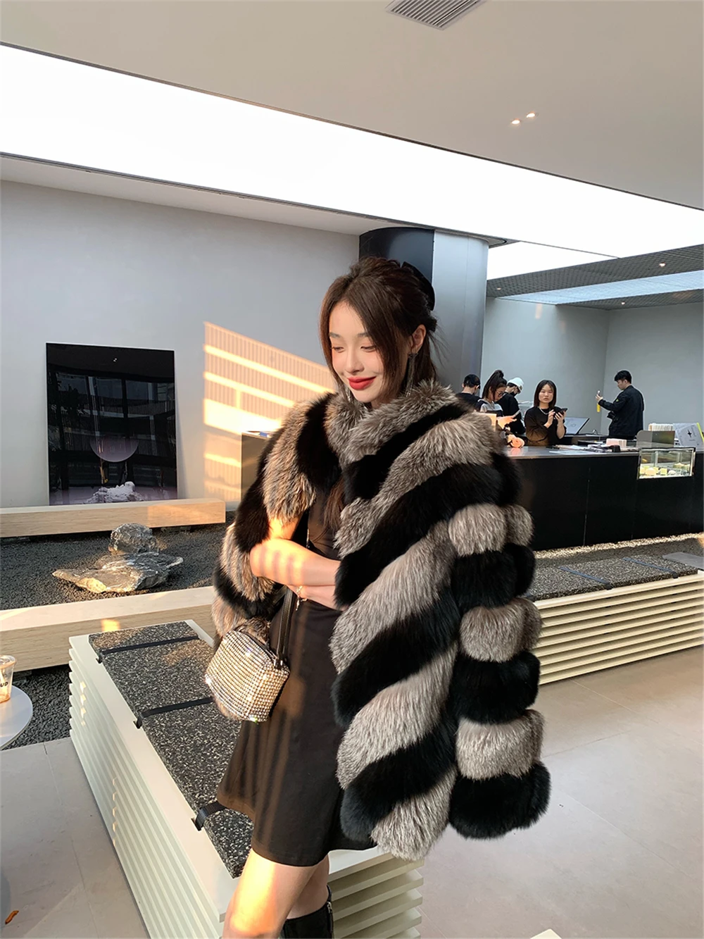 Real Natural Silver Fox Fur Coat Plus Size Thick Black Genuine Fox Women Luxury Winter Jacket With Hood For Girl Full Sleeves