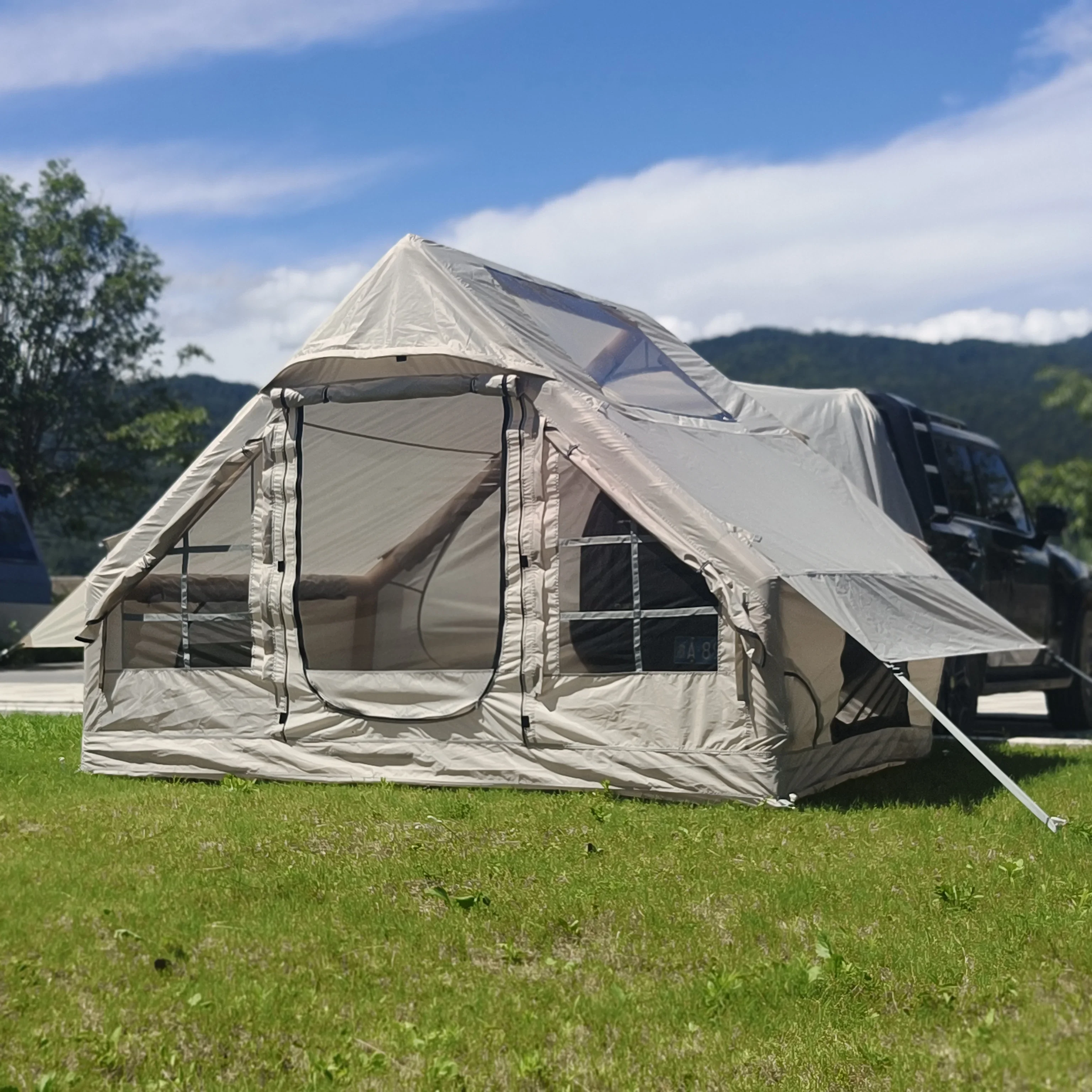 Inflatable Car Rear Tent with Pump,Air Glamping Car Tent,4 Person Blow up Tailgate Tent for Car,air SUV Cabin Tent with Skylight