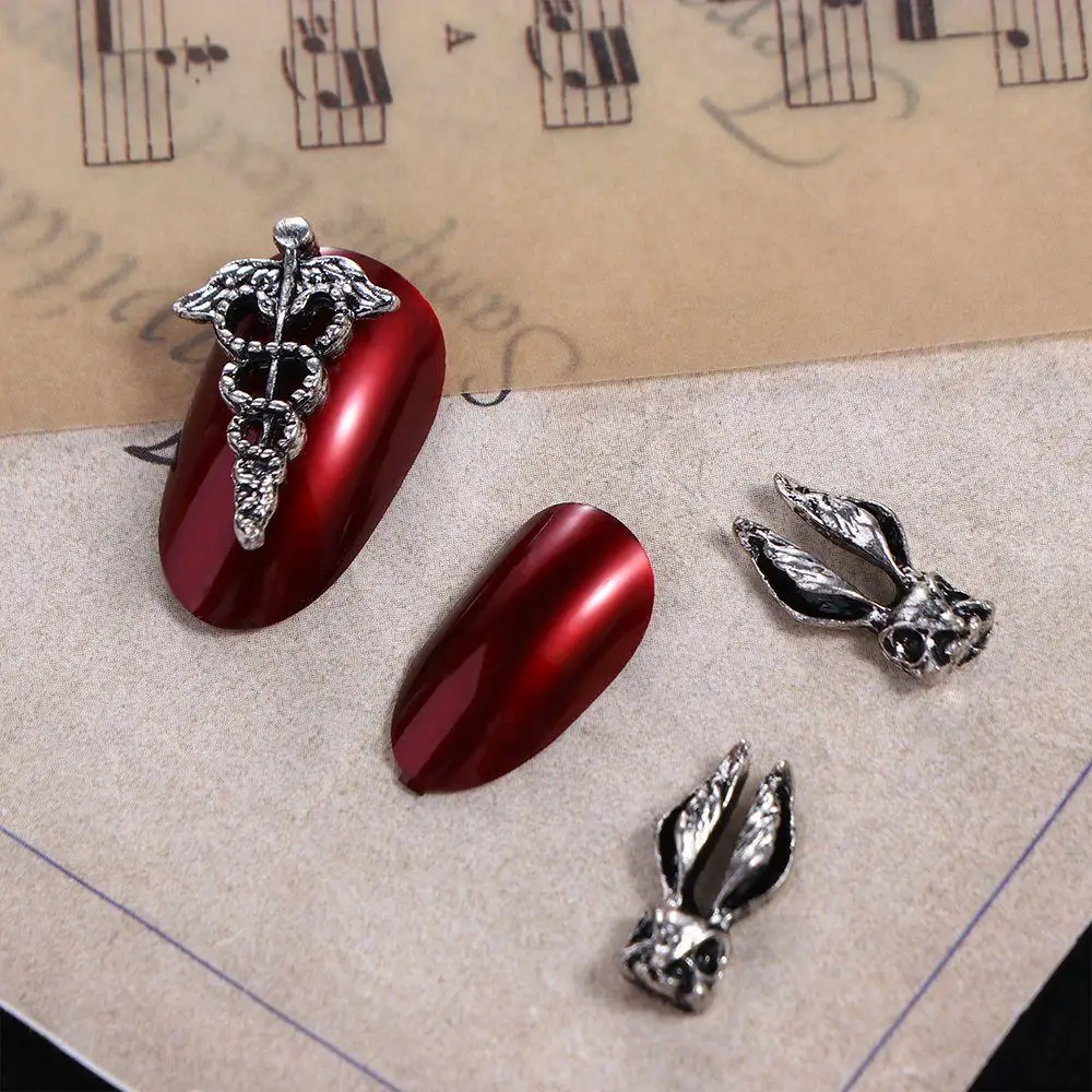 5 قطعة/المجموعة مسمار الفن سحر هالوين المعادن مسمار زينة مانيكير المواد مسمار لوازم هالوين المعادن مسمار الملحقات