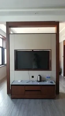 Factory Direct 360 degree rotating TV stand Rotating partition wall Size can be ized Universal 32-85 inches