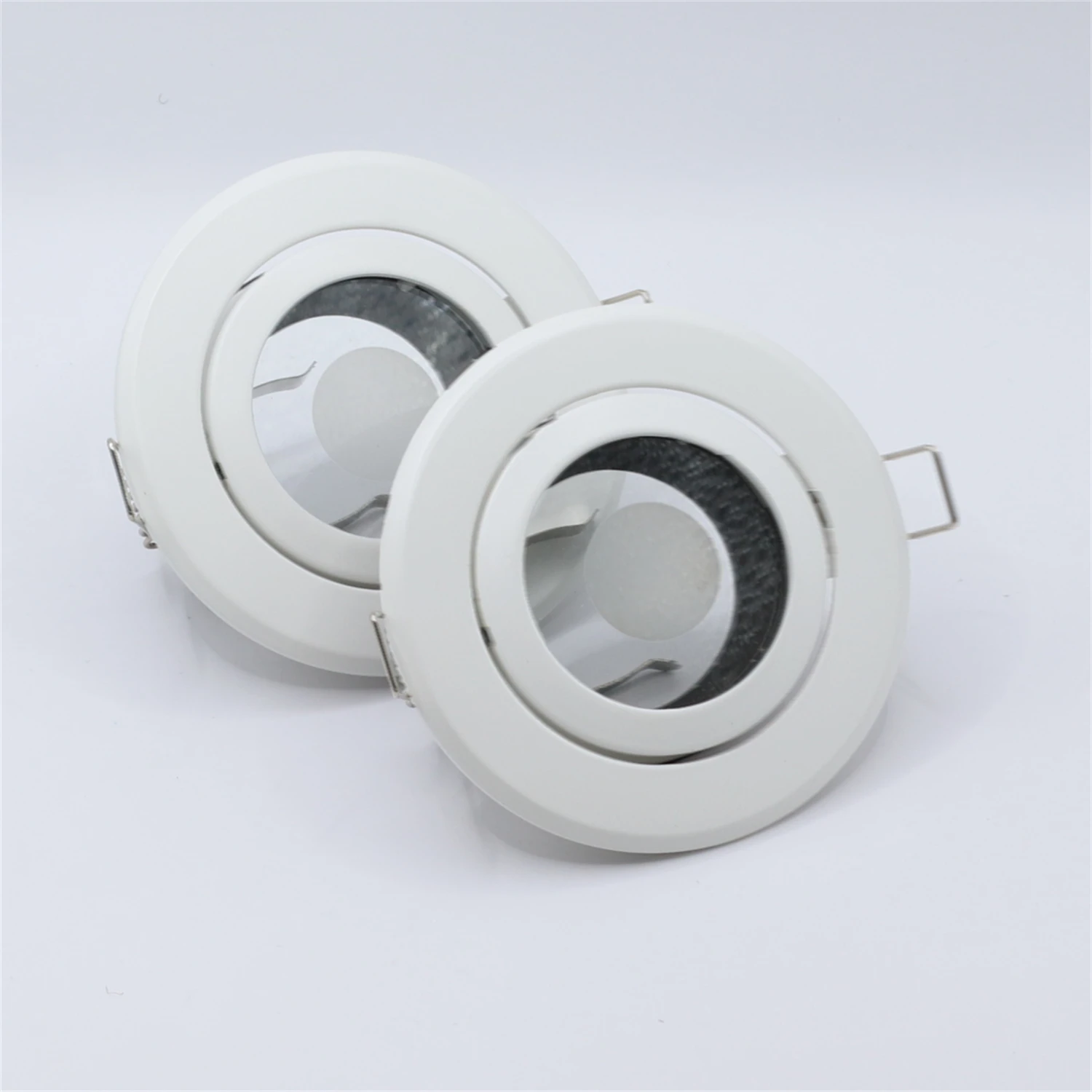 Hot Selling Waterdichte Ronde Inbouw Plafond Verstelbare Uitsparing 55Mm Frame Mr16 Gu10 Lamp Armatuur Downlight Houder