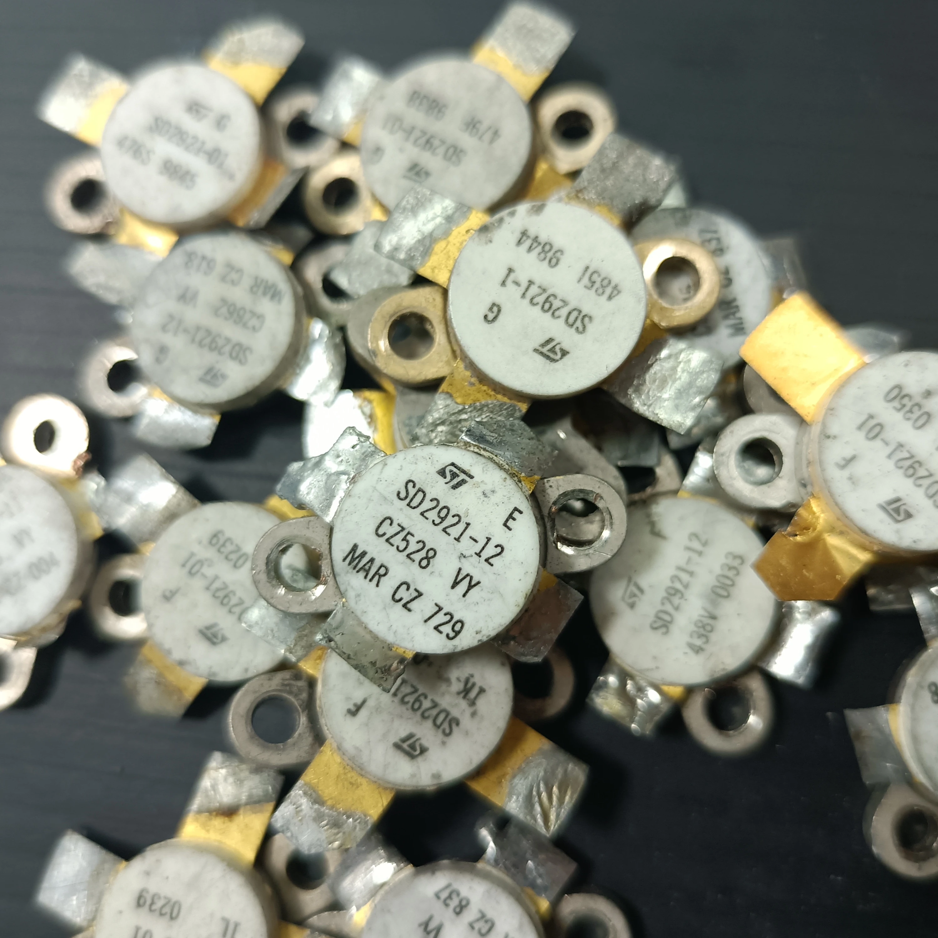 

SD2921-12 1 единица цена Исключая налог основной высокий Q конденсатор RF усилитель мощности микроволновый модуль связи