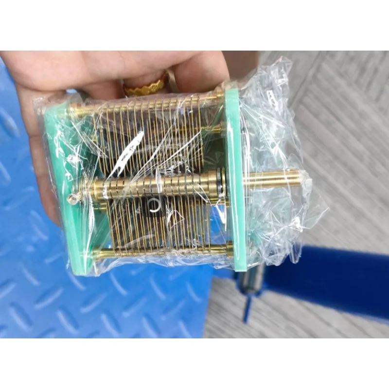 condensatore-variabile-ad-aria-10-330-pf-condensatore-di-regolazione-ad-alta-tensione-parzialmente-realizzato-a-mano-per-amplificatori-rf-e-progetti-radiofrequenti-fai-da-te