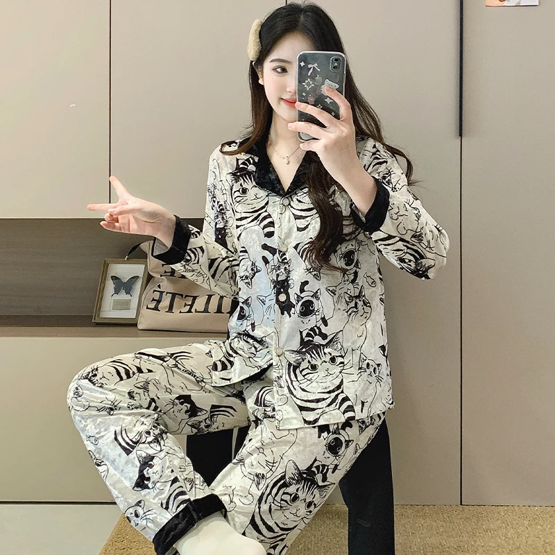 

Пижамные комплекты с вышивкой для женщин: легкие, с эстетичным узором, короткий рукав, круглый вырез, шорты, дышащие, прохладные, тонкие, для сна