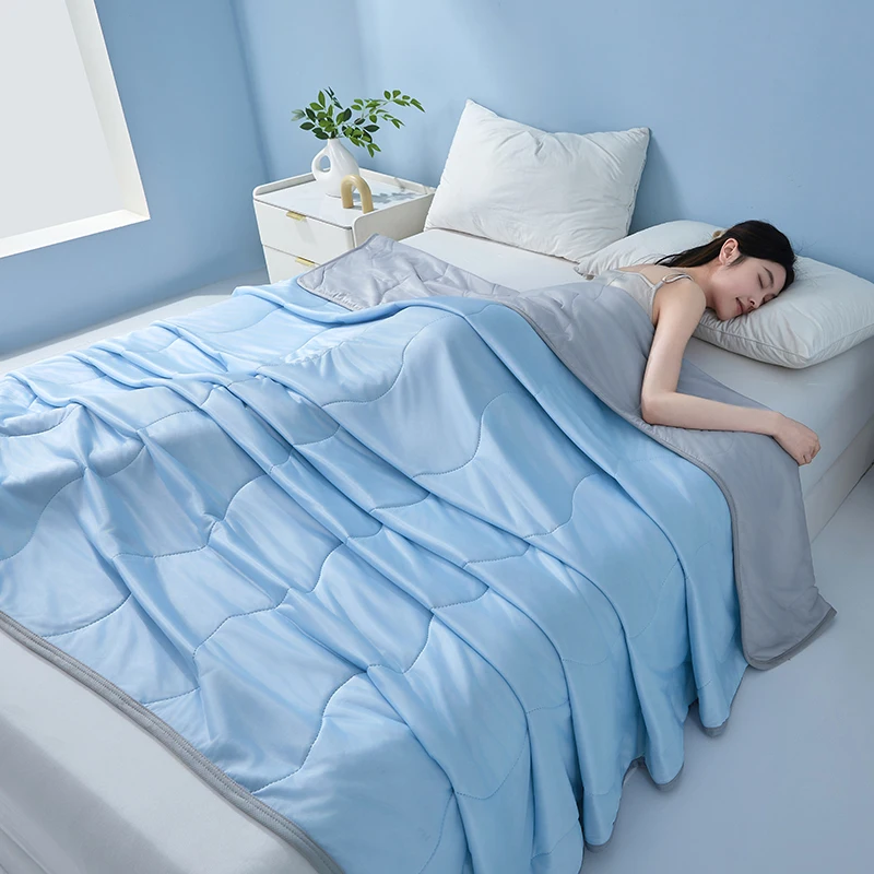 Wave Rider – Wave-Pattern Cooling Quilt
