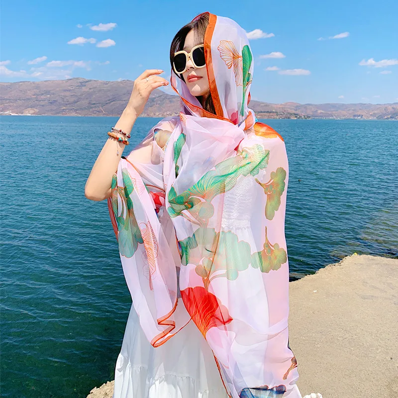 

Summer, comfortable and breathable beach towel, fashionable and trendy, personalized ginkgo leaf print, travel an