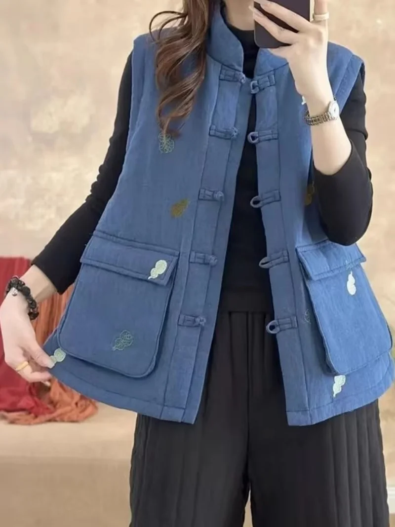 

2025 National Style Standing Collar Pan Buckle Gourd Embroidery Linen Cotton Vest Women's Loose Sleeveless Waistcoat Jacket w927