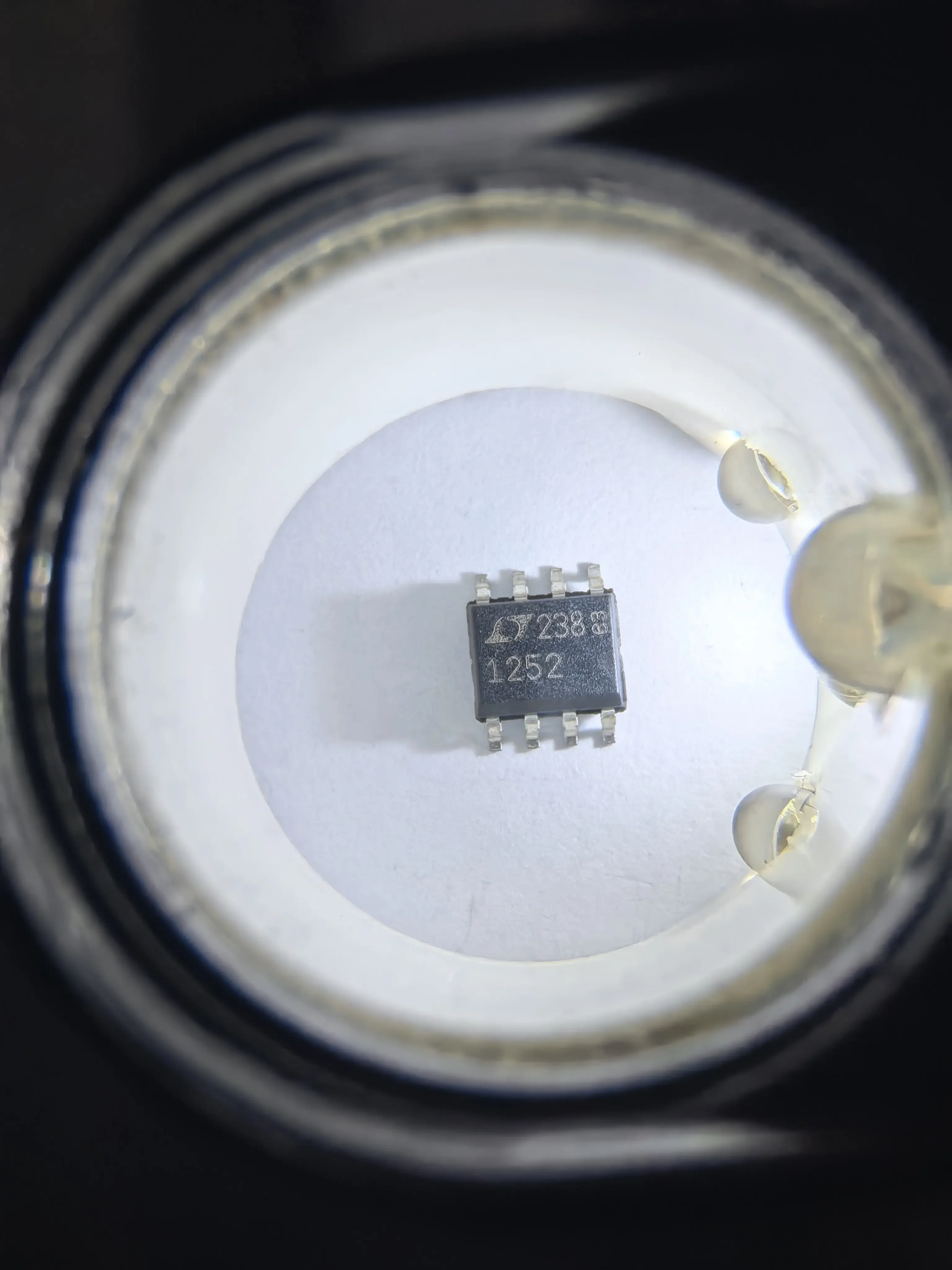 LT1252CS8 LT1252 - Low Cost Video Amplifier