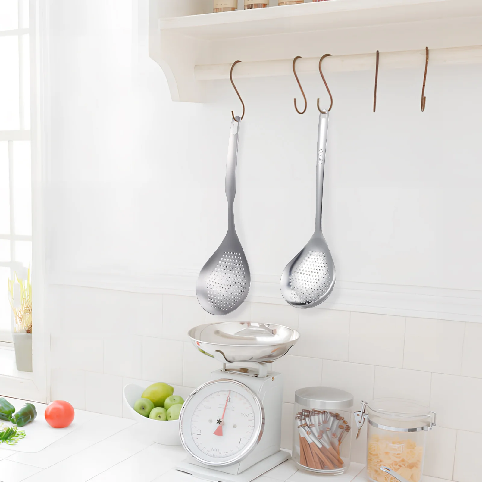 

2Pcs Stainless Steel Slotted Skimmer Ladles Large Head Long Handle Kitchen Cooking Pasta Strainer Oil Skimmer Pasta Strainer