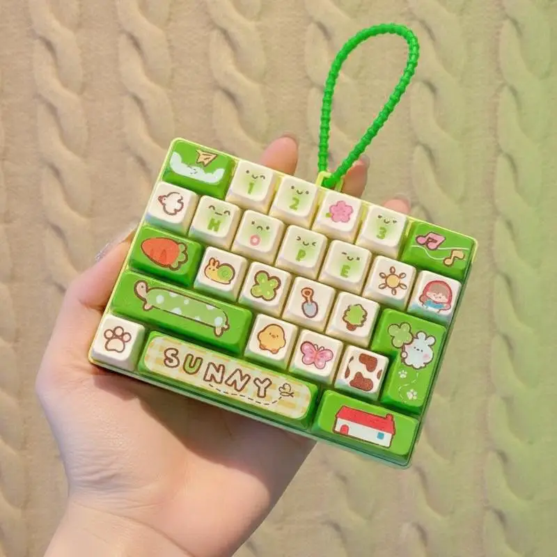 Fidget Keyboard Keychain 26 Keys Pressure Release Mini Toy Portable Bag Pendant for Office Workers Relaxing Gift