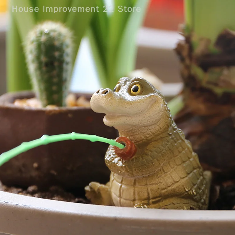 Creative Rope Fishing Crocodile Statue Cute Simulation Crocodile Resin Figurine Animal Sculpture Ornament Outdoor Home Garden